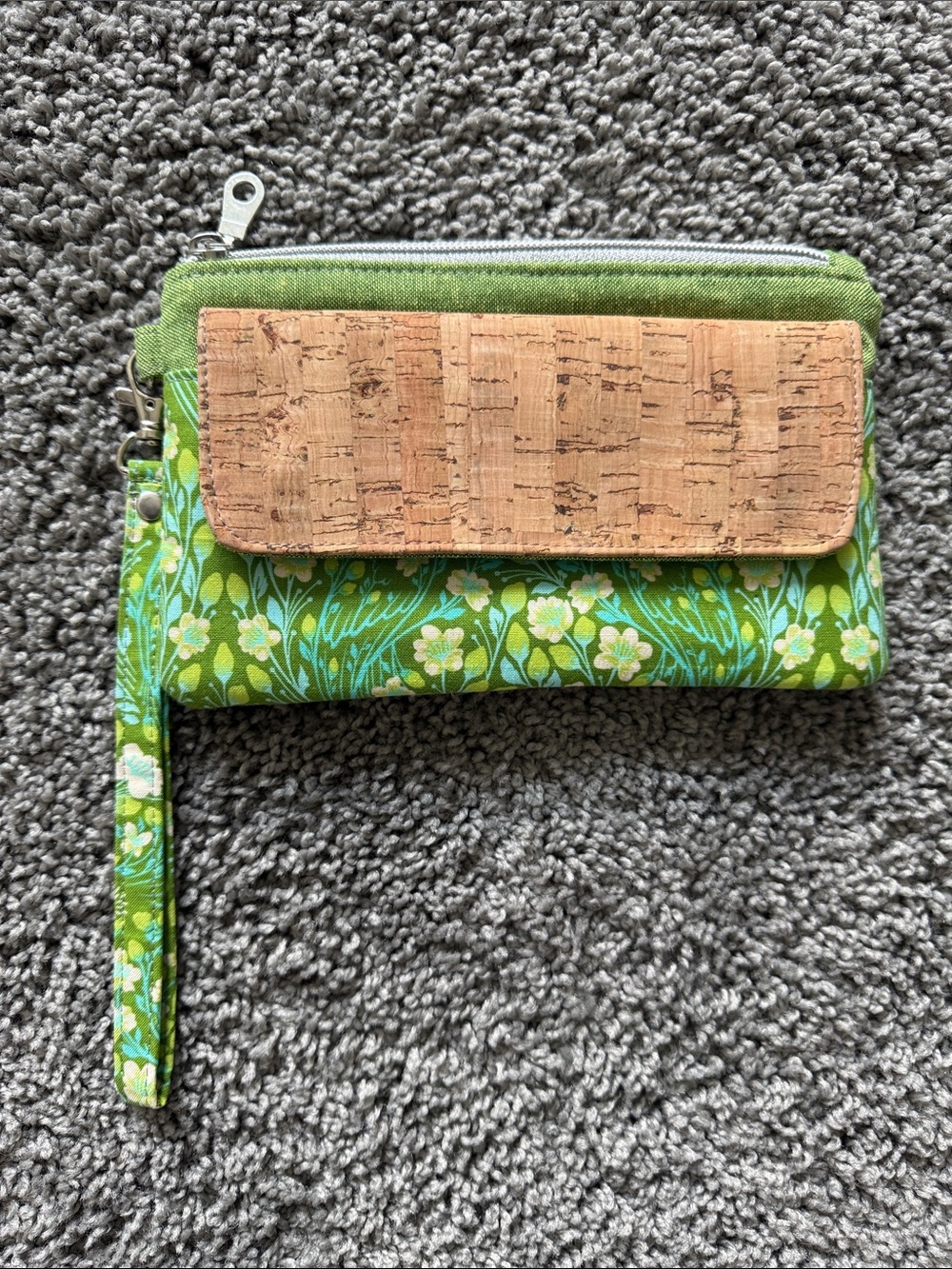 Green Floral Cork Accent Wristlet Wallet